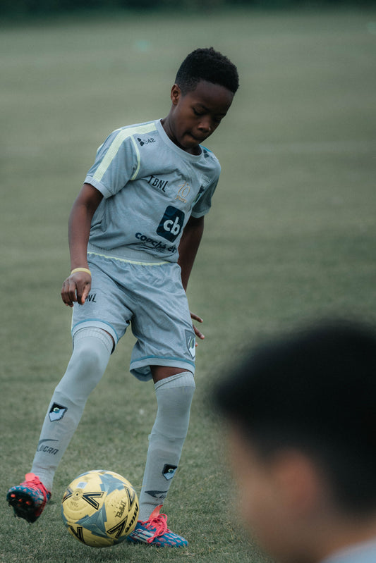 OFFICIAL ELLË 10 YEARS KIT